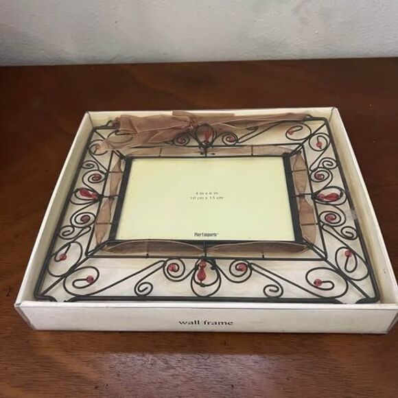 NWT Pier 1 4x6 Black Metal and Beaded Wire Rectangular Photo Frame - Picture 2 of 8